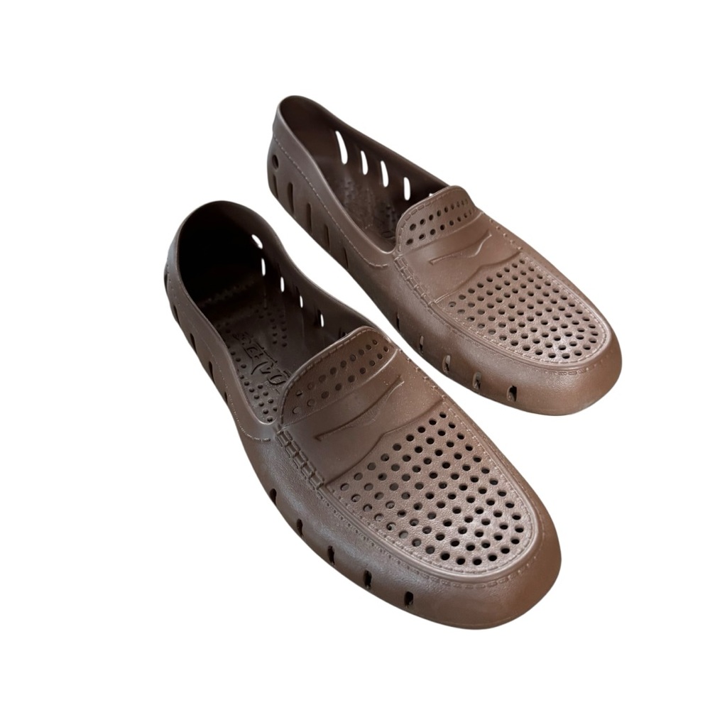 Men’s Floafers Size 9 Country Club Drivers in Driftwood Brown and Coconut